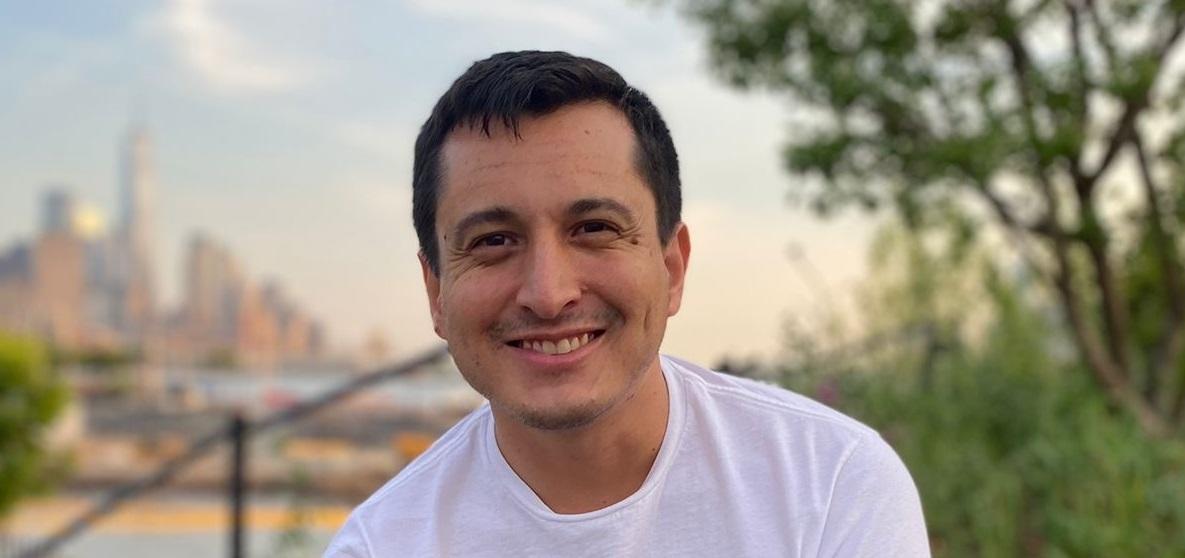 Peter  Martinez